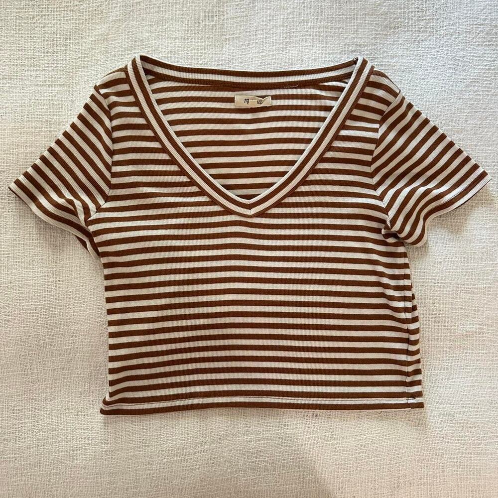 Madewell XL cropped brown and white v-neck tee - Picture 2 of 4